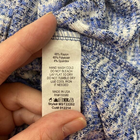 NWT Maronie blue and white lettuce hem tank size M - Picture 5 of 9